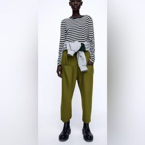 Zara NWT Green Ankle Pocket Pants